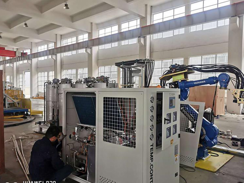聚氨酯發泡多組溫度控製機